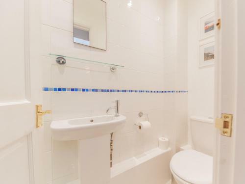 Pass The Keys Gorgeous Georgian 3 Bed With Parking And Fireplace