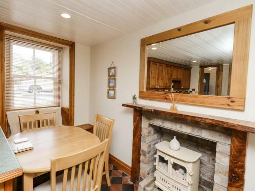 2 Burnside Place