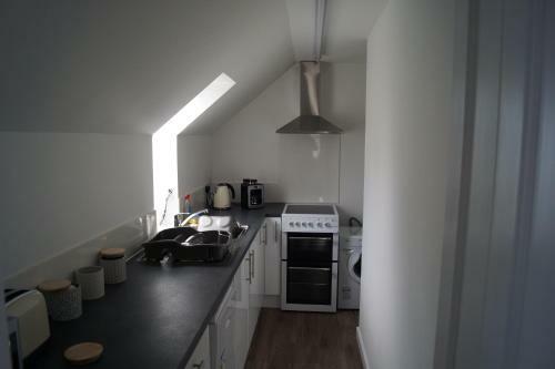 Self-contained Light And Bright Apartment In Kirriemuir