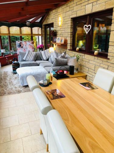 Bed & Breakfast Tranquil Accommodation In A Great Location.