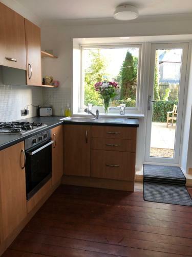 Ace Largs Ground Floor Apartment With Garden