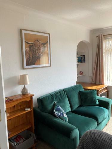 The Waterside Apartment 6