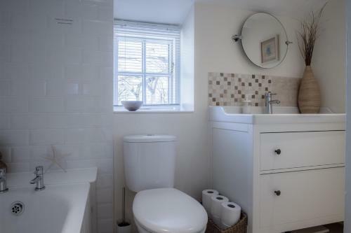 Flygate - 2 Bedroom Cottage - Lawrenny