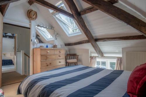 Flygate - 2 Bedroom Cottage - Lawrenny