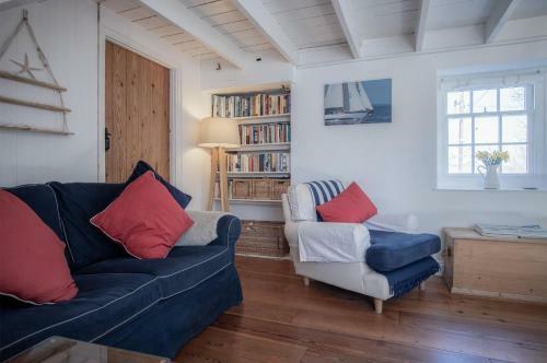 Flygate - 2 Bedroom Cottage - Lawrenny