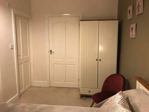 Apartamento Velvet Nest 5 Min Walk From Train Station