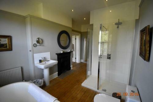 Bed & Breakfast White Hall Farm