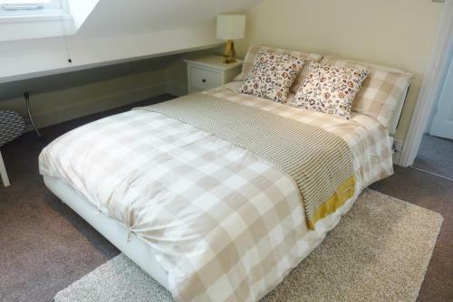 Dale Street Apartments Suite