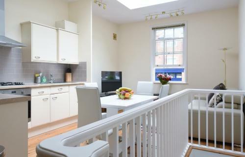Dale Street Apartments Suite