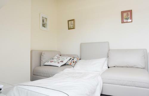 Dale Street Apartments Suite