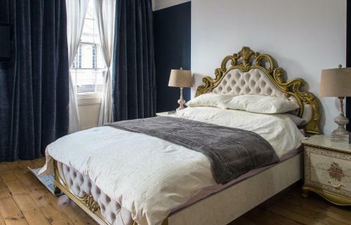 Dale Street Apartments Suite