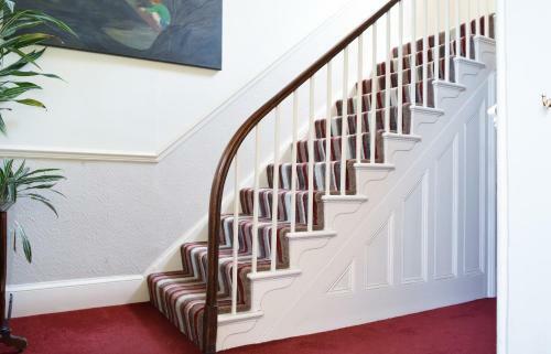 Dale Street Apartments Suite