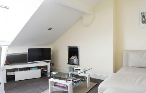 Dale Street Apartments Suite