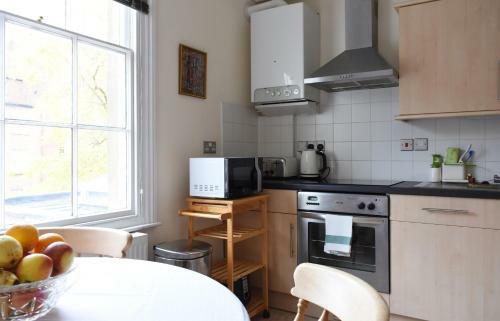 Dale Street Apartments Suite