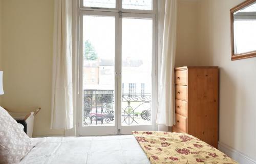 Dale Street Apartments Suite
