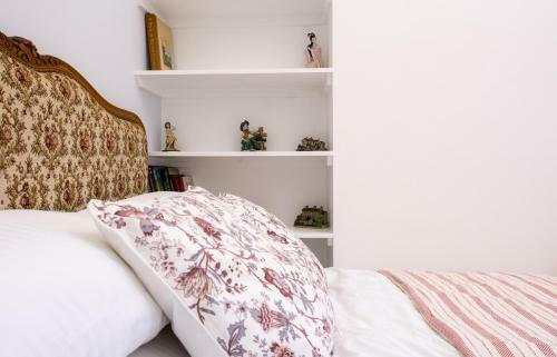 Dale Street Apartments Suite