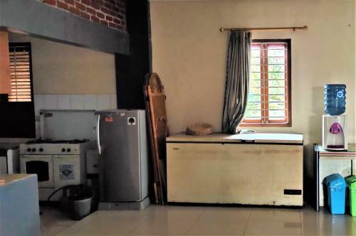 Hostal Villa Orange Lembang Pengkolan