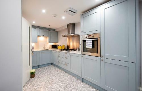 Modern Apartment In Leamington Spa City Centre