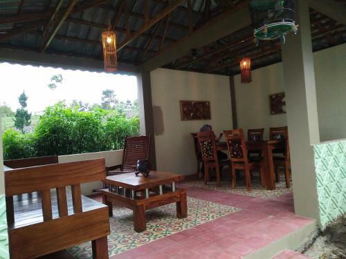 Villa Bougenvile Lembang Asri