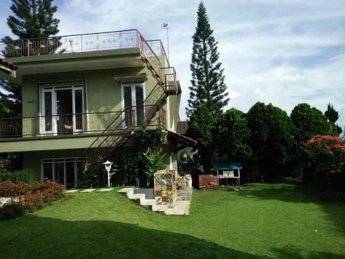 Villa Bougenvile Lembang Asri