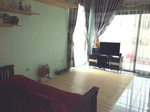 3 Br Villa Astoria Setiabudi Bandung