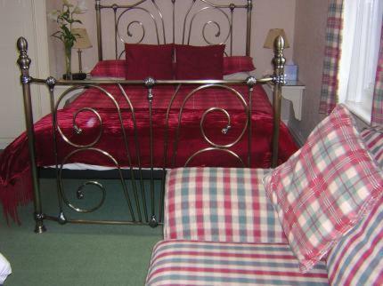 Bed & Breakfast Field End Guest House
