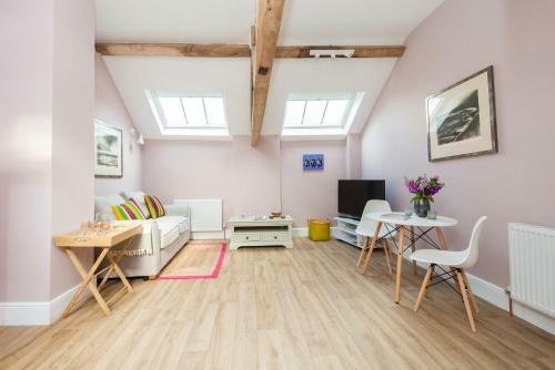 The Hayloft, Wall End Farm