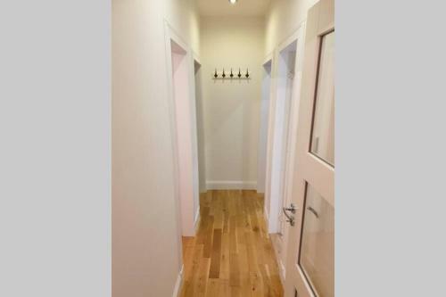 Unkenhaus. Cosy, Modern Apartment, Private Parking