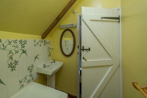 Gunhill Cottages