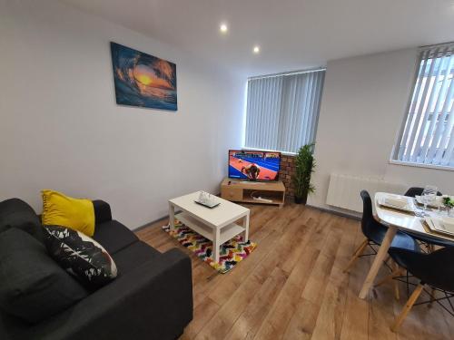 Leicester Luxury Apartments - S08