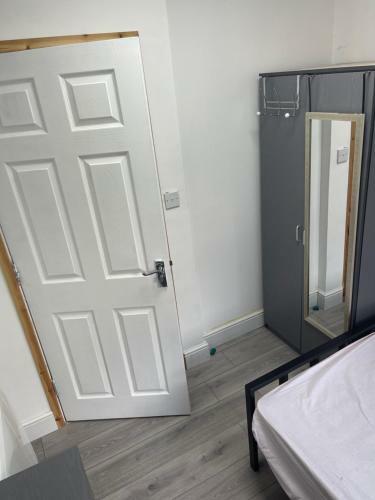 Apartamento 2 Bed House Near Leicester City Centre