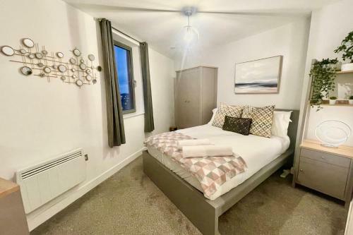 Guestready - Sleek Stylish City Centre Apartment Sleep 6