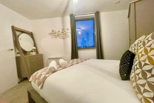 Guestready - Sleek Stylish City Centre Apartment Sleep 6