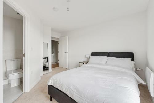 Lovely 2 Bed Apartment In A Converted Mill