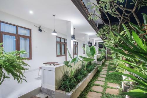 Hostal Kak Garden Inn
