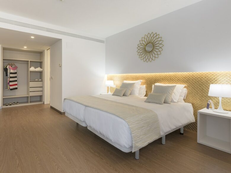 Oliva Nova Golf Beach & Golf Hotel