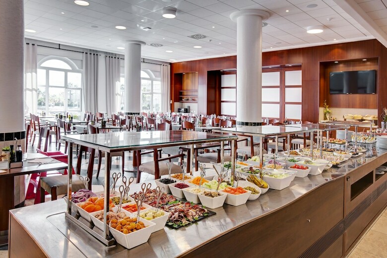 Oliva Nova Golf Beach & Golf Hotel