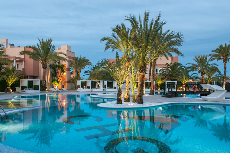 Oliva Nova Golf Beach & Golf Hotel