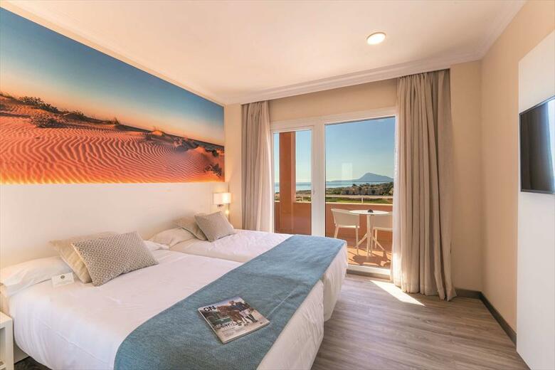 Oliva Nova Golf Beach & Golf Hotel