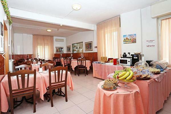 Hotel Athena