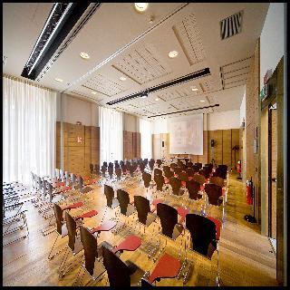 Hotel NH Torino Santo Stefano
