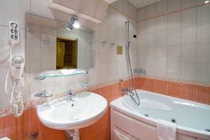 Nevsky Grand Hotel
