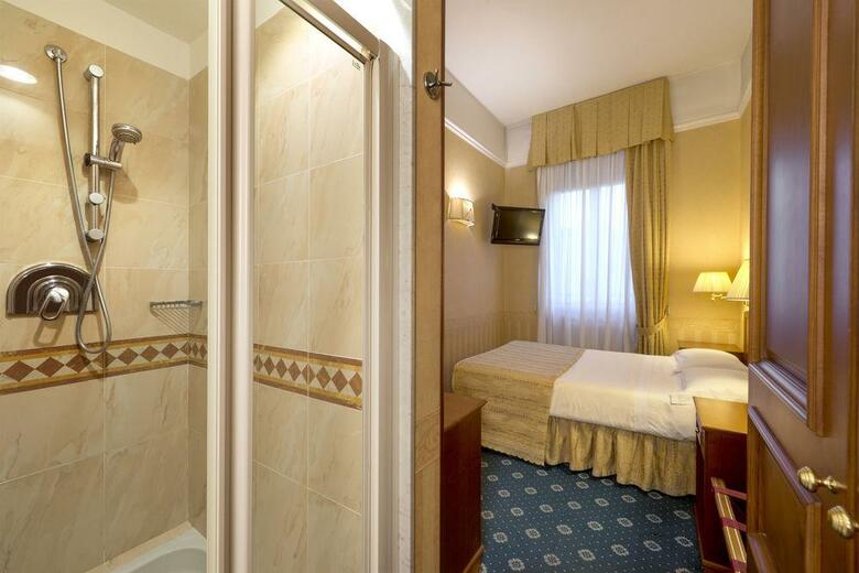 Hotel Lancaster
