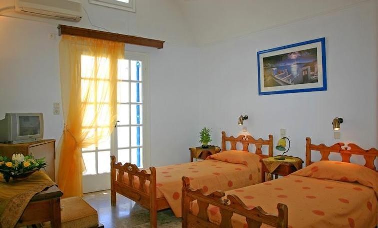 Hotel Artemis Santorini