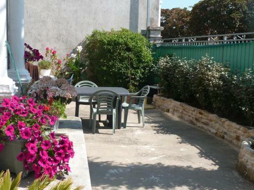 Hostal Chambres D'h�tes L'insulaire