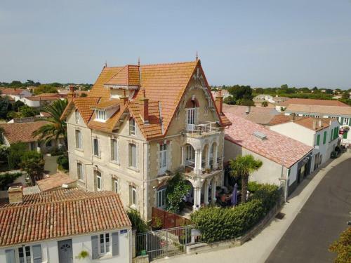 Hostal Chambres D'h�tes L'insulaire