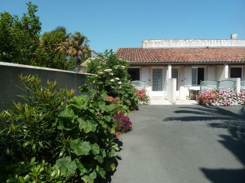 Hostal Chambres D'h�tes L'insulaire