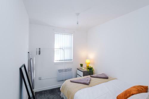 Modern Liverpool Apartment, Entire Flat, Private, Free Wifi & Netflix