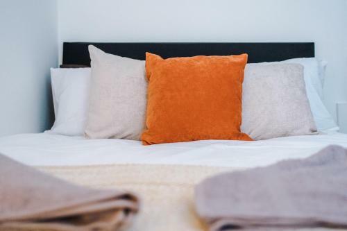 Modern Liverpool Apartment, Entire Flat, Private, Free Wifi & Netflix