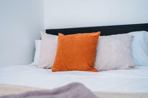 Modern Liverpool Apartment, Entire Flat, Private, Free Wifi & Netflix